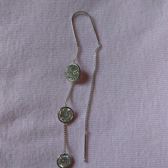 STERLINE LONG EARRINGNS. - Picture 2 of 3